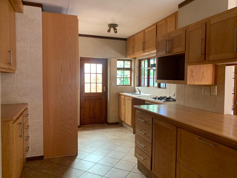 5 Bedroom Property for Sale in Wilkoppies North West